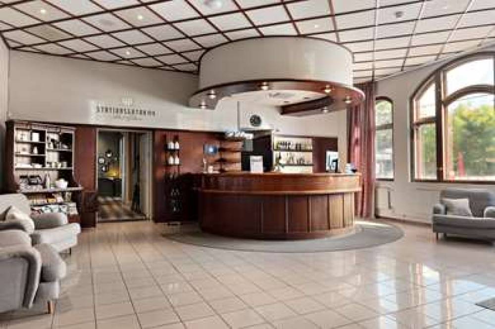 Best Western Plus Grand Hotel 3