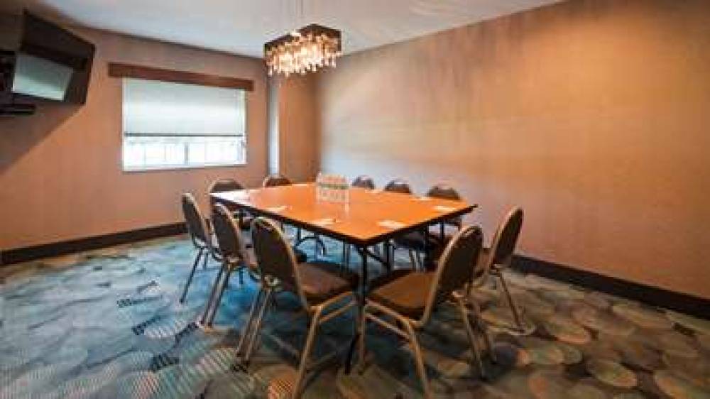 Best Western Plus Harrisburg Mechanicsburg 9