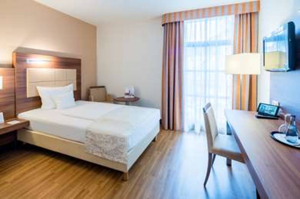 Best Western Plus Hotel Am Schlossberg 4