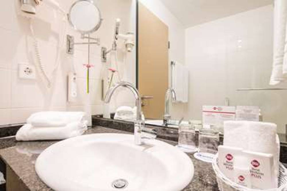 Best Western Plus Hotel Am Schlossberg 8