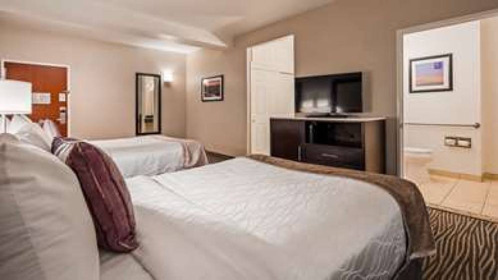 Best Western Plus Hotel At The Convention Center 7