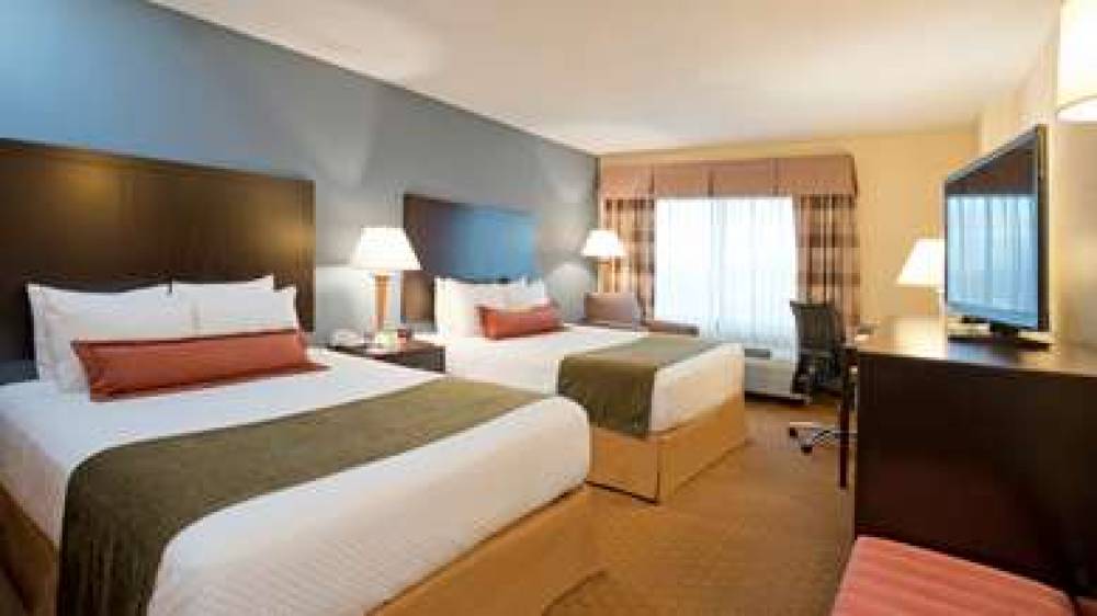 Best Western Plus Hotel & Conference Center 5