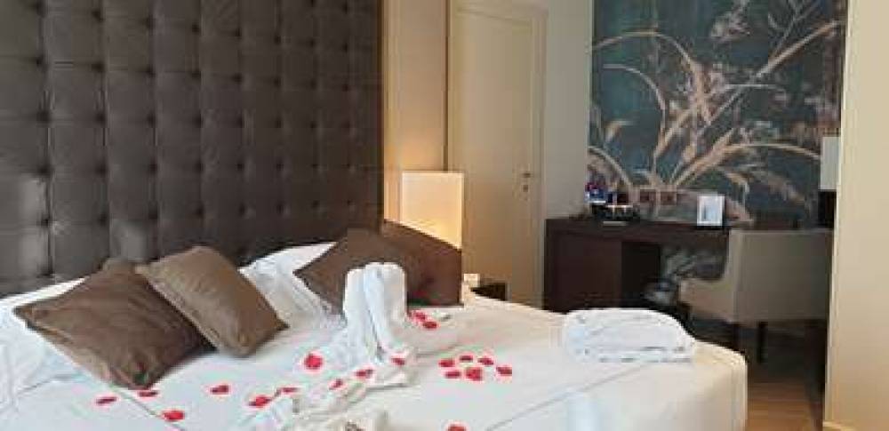 Best Western Plus Hotel Perla Del Porto 5