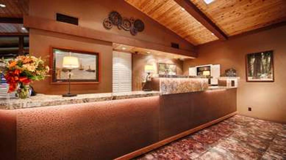 Best Western Plus Humboldt Bay Inn 4