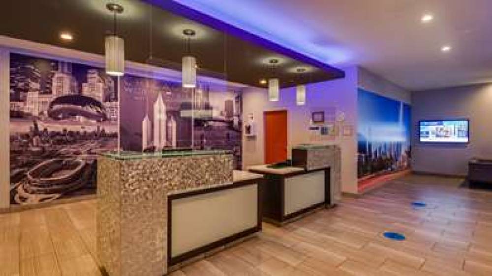 Best Western Plus Hyde Park Chicago Hotel 6