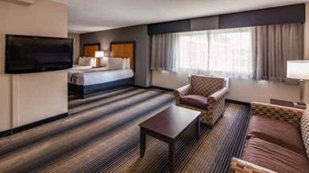 Best Western Plus Hyde Park Chicago Hotel 1
