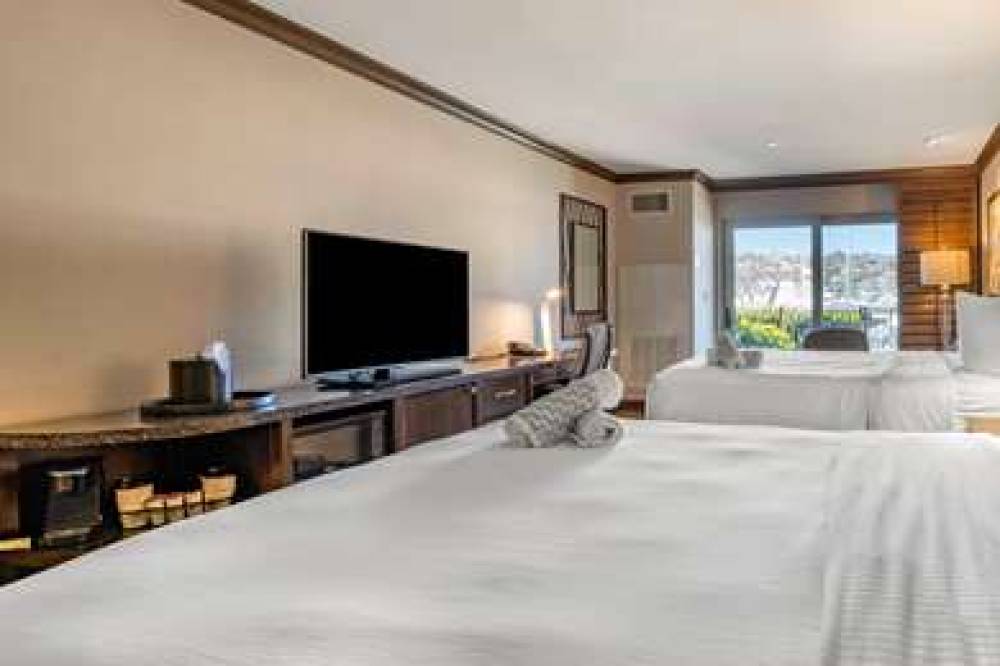 Best Western Plus Island Palms Hotel & Marina 7