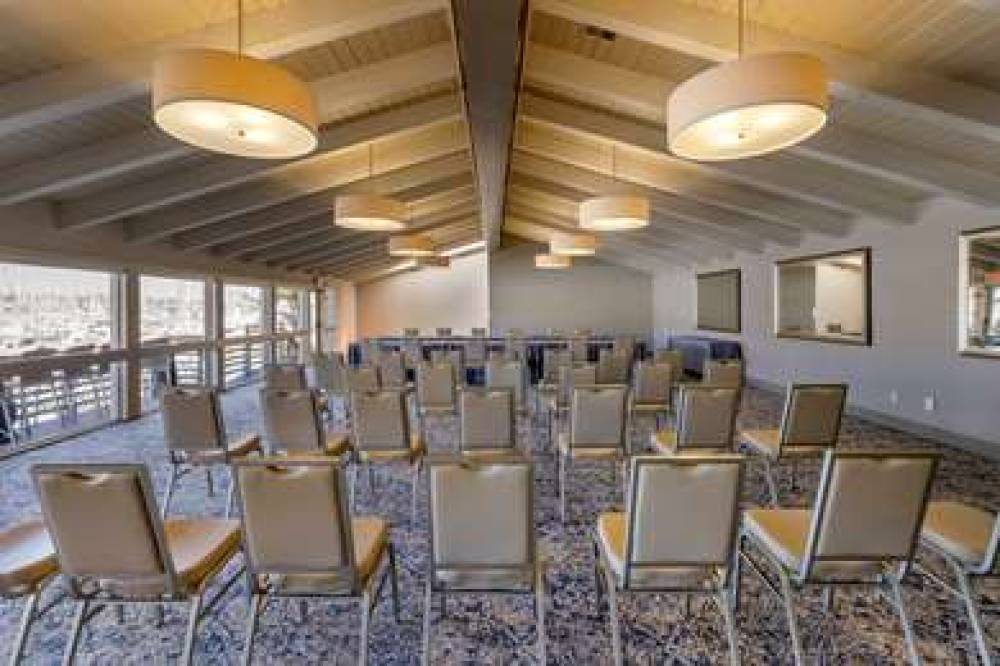 Best Western Plus Island Palms Hotel & Marina 2