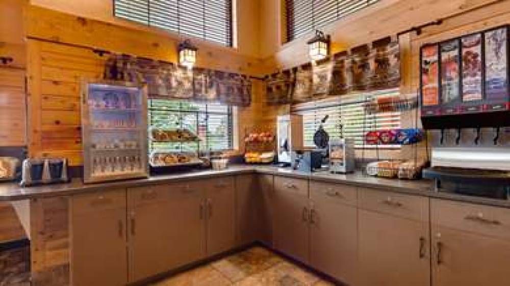 Best Western Plus Kelly Inn & Suites 9