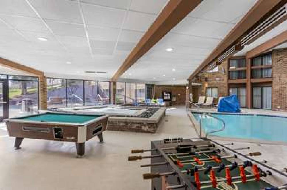 Best Western Plus Landmark Inn 3