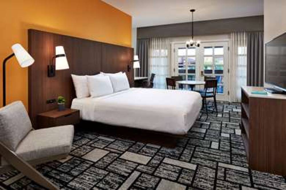 Best Western Plus Meridian Inn & Suites, Anaheim-Orange 7
