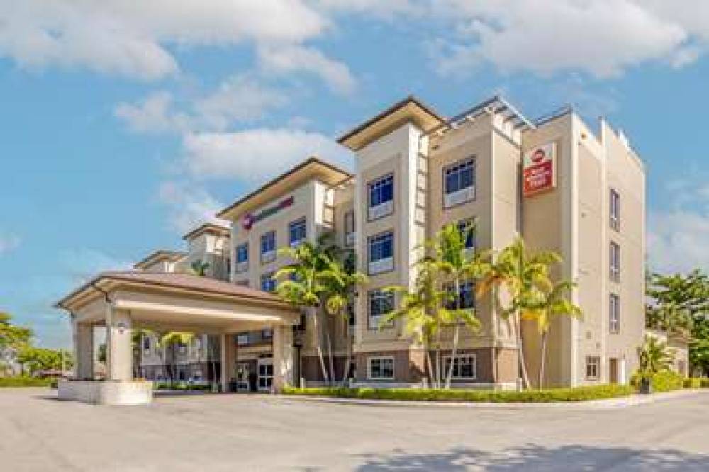 Best Western Plus Miami Airport North Hotel & Suites 3