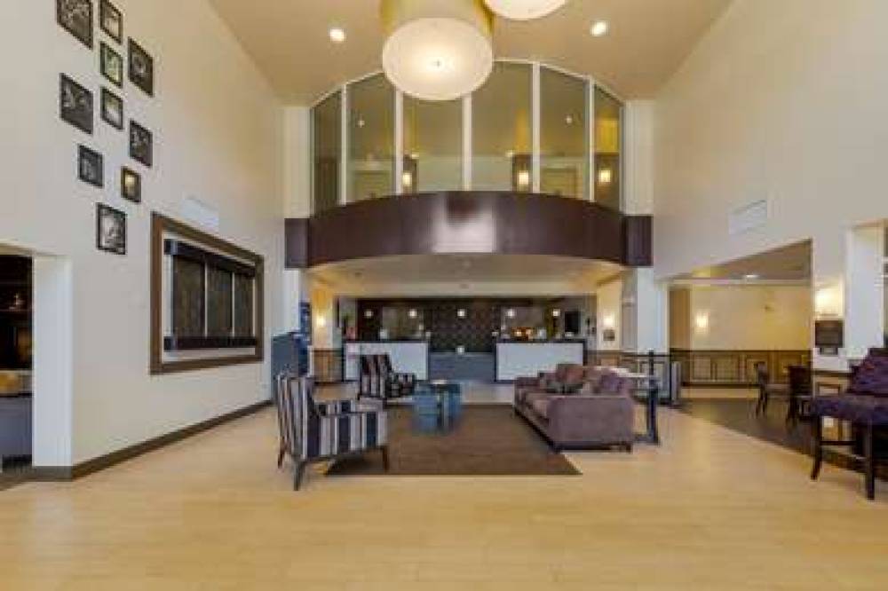 Best Western Plus Miami Airport North Hotel & Suites 6