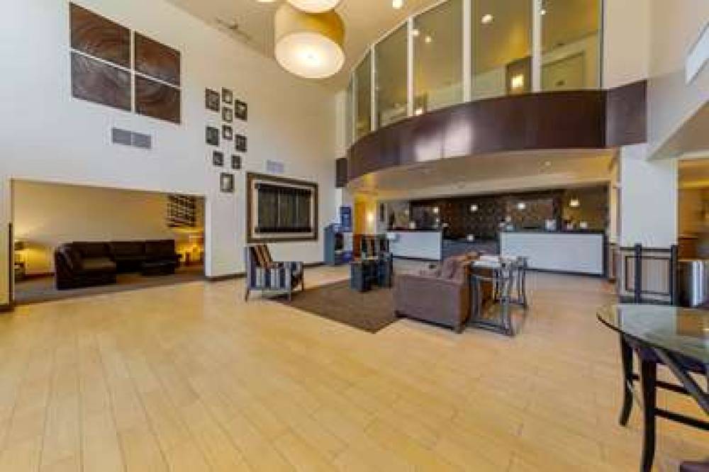 Best Western Plus Miami Airport North Hotel & Suites 7