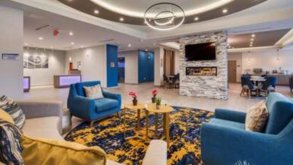 Best Western Plus Mid County 1