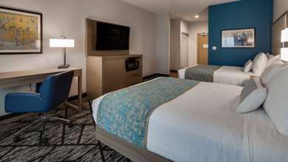 Best Western Plus Mid County 6