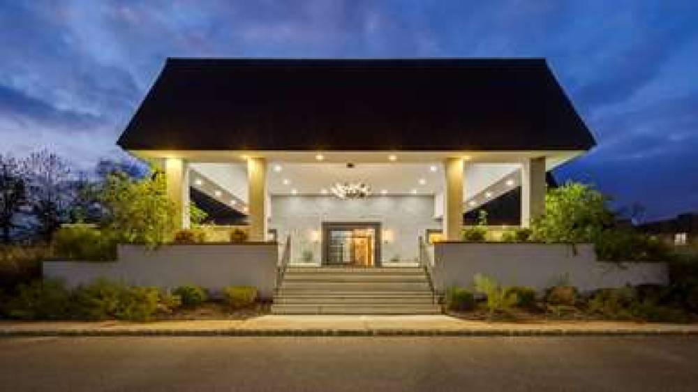 Best Western Plus Murray Hill Hotel And Suites 1