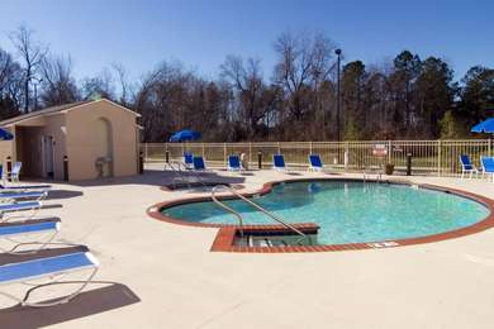 Best Western Plus Newport News Inn & Suites 10