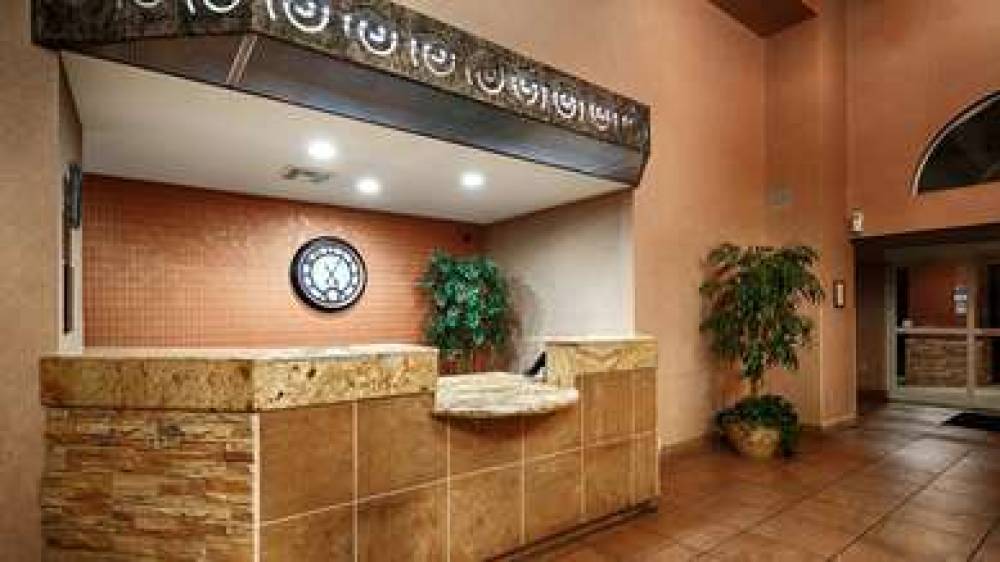 Best Western Plus North Las Vegas Inn & Suites 8