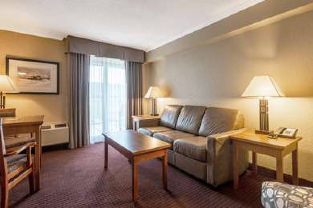 Best Western Plus NorWester Hotel & Conference Centre 2