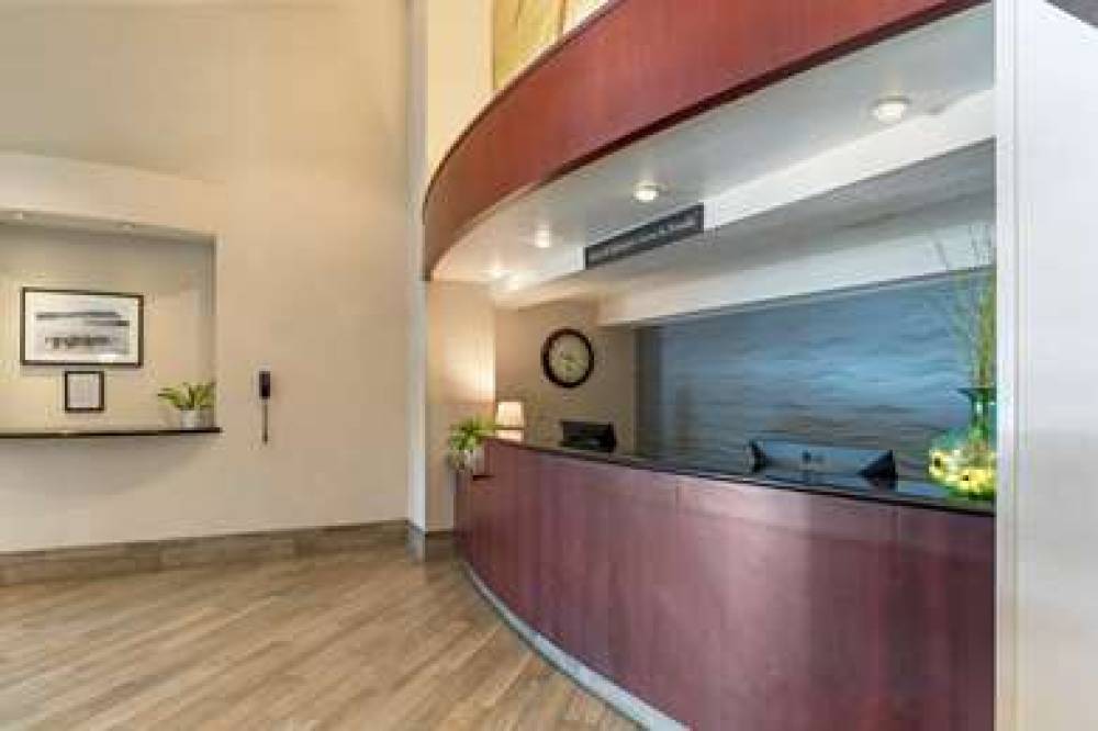Best Western Plus Ocean View Resort 8