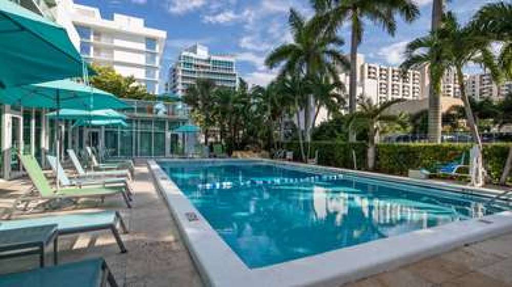 Best Western Plus Oceanside Inn 5