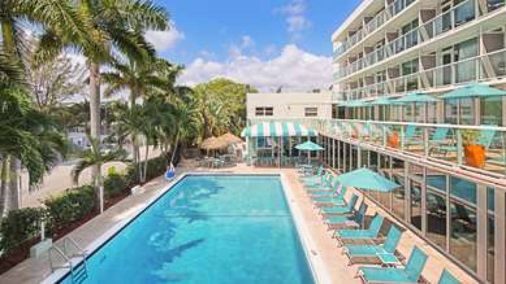 Best Western Plus Oceanside Inn 6