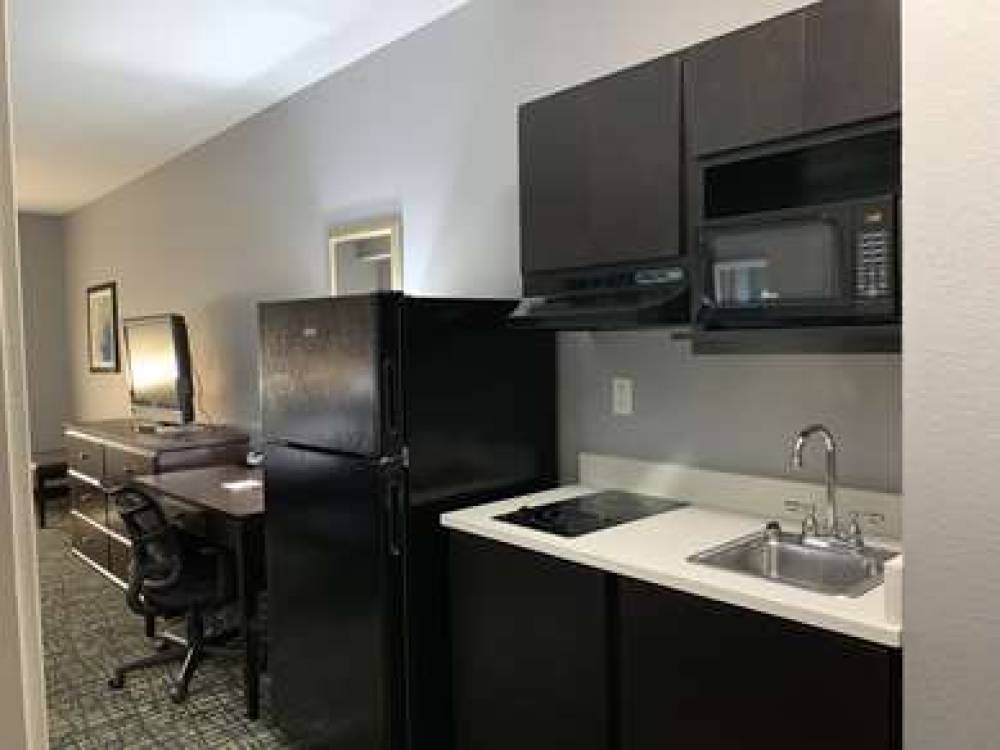 Best Western Plus Olive Branch Hotel & Suites 6