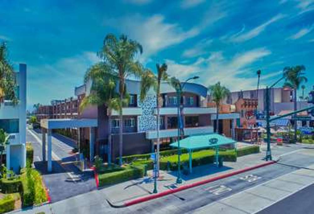 Best Western Plus Park Place Inn Mini Suites
