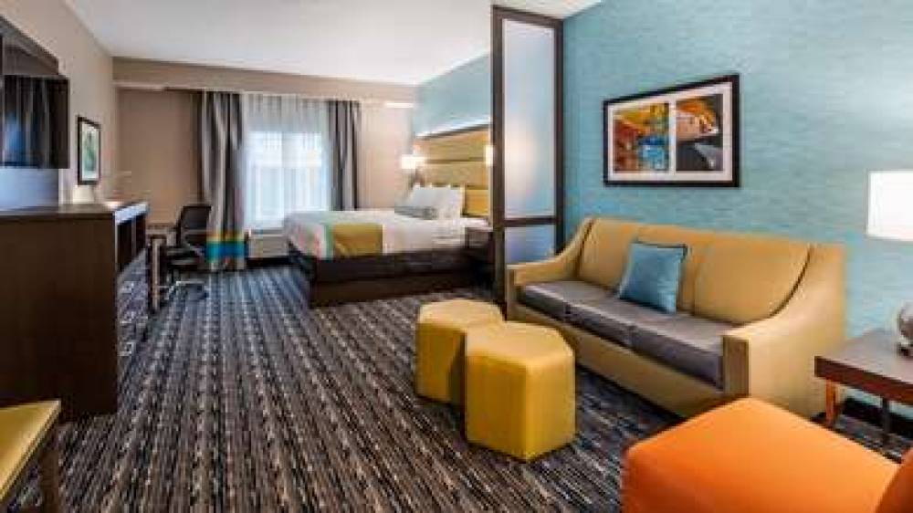 Best Western Plus Pasadena Inn & Suites 6