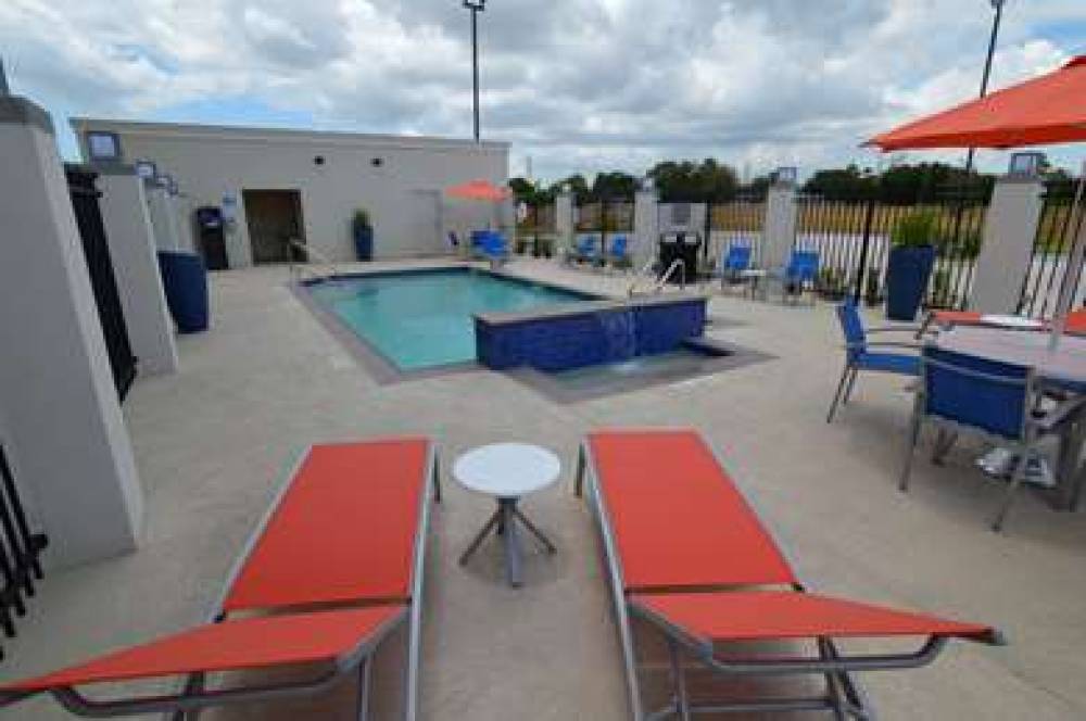 Best Western Plus Pasadena Inn & Suites 3