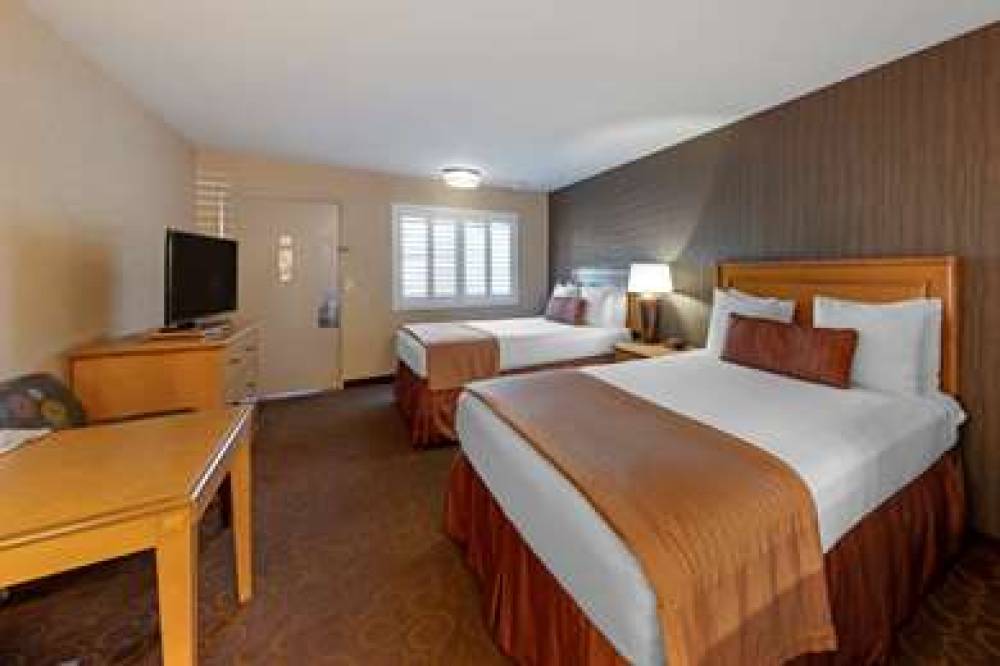 Best Western Plus Pavilions 8