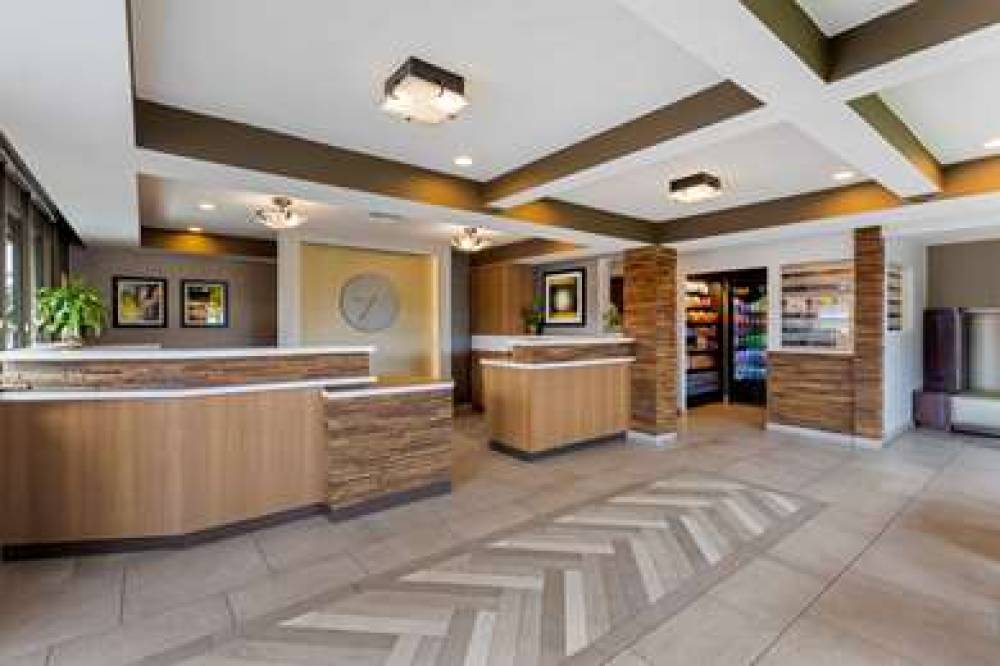 Best Western Plus Pavilions 2