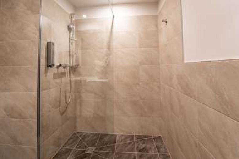 Best Western Plus Plaza Berlin Kurfuerstendamm 8