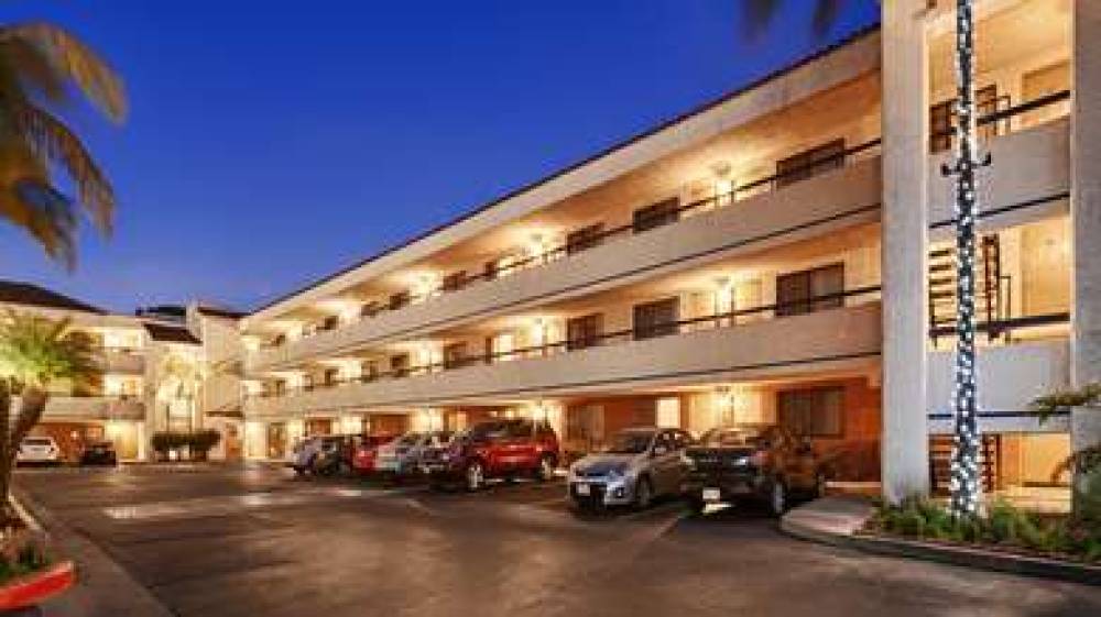 Best Western Plus Redondo Beach Inn 5
