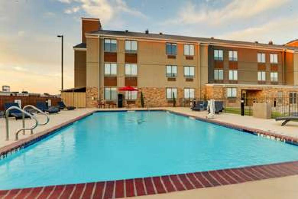 Best Western Plus Riata 4