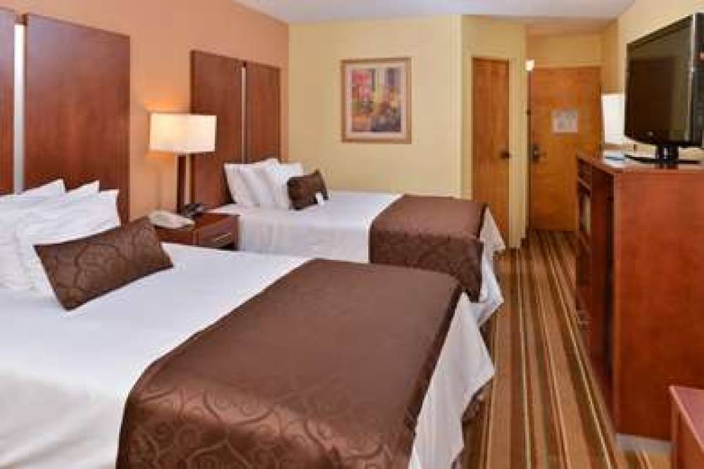 Best Western Plus Richmond Airport Hotel 2