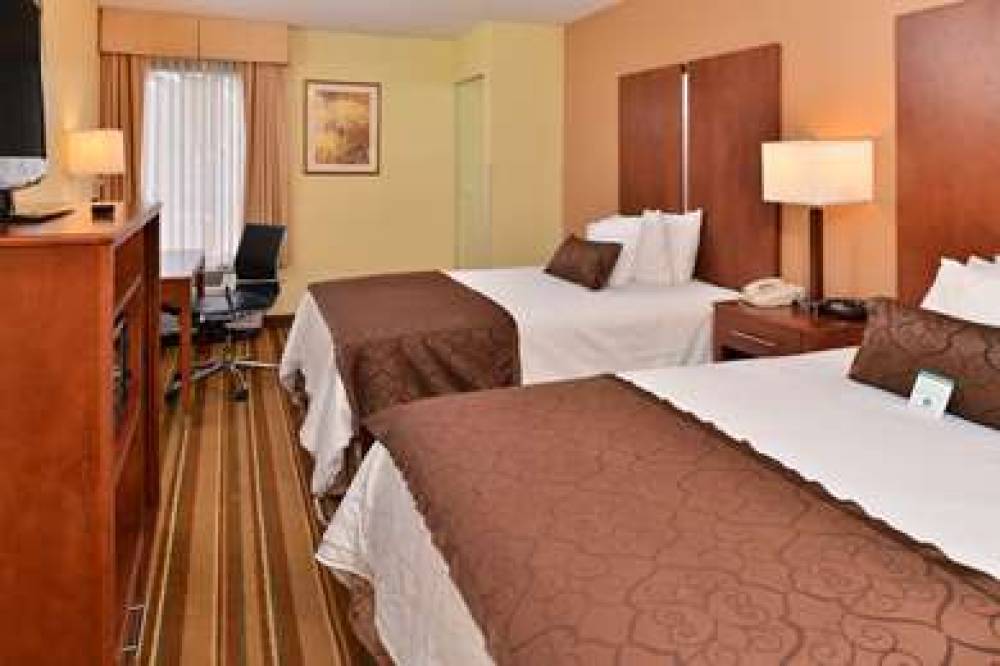Best Western Plus Richmond Airport Hotel 4