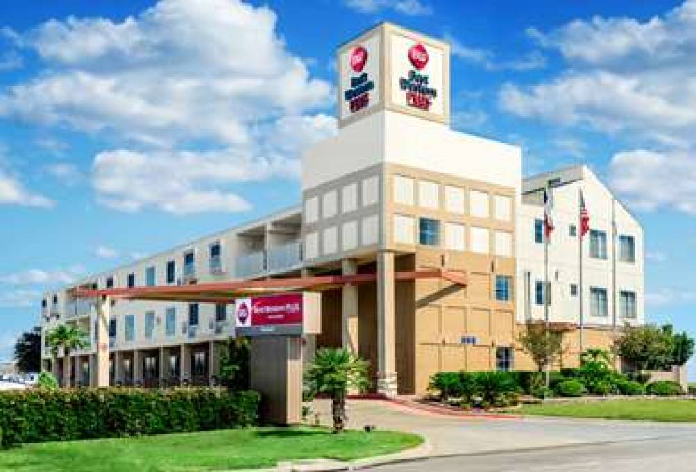 Best Western Plus Rockwall Inn & Suites 1