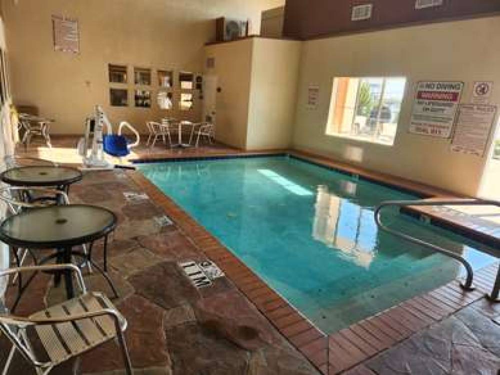 Best Western Plus Rockwall Inn & Suites 2