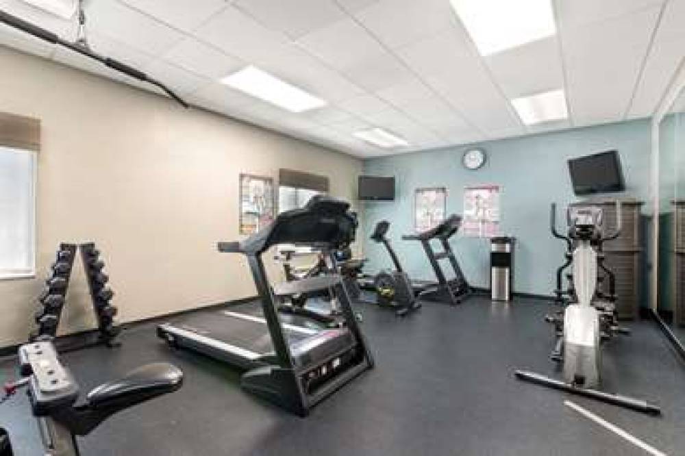 Best Western Plus Savannah Airport Inn & Suites 6