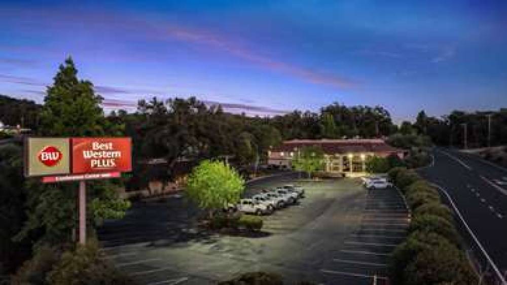 Best Western Plus Sonora Oaks Hotel & Conference Center 3