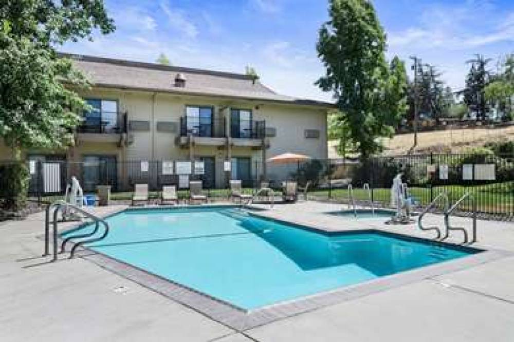 Best Western Plus Sonora Oaks Hotel & Conference Center 9