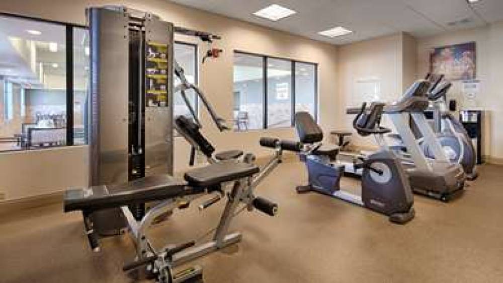 Best Western Plus Stevens County Inn 7