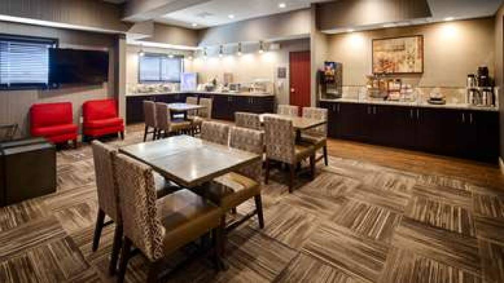 Best Western Plus Stevens County Inn 5