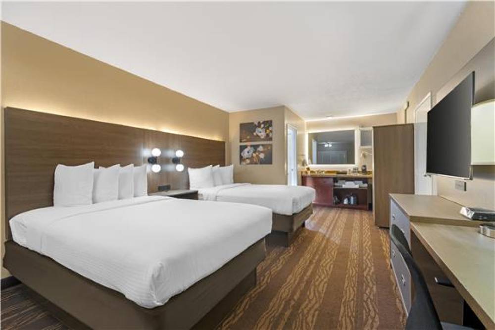 Best Western Plus Stovall's Inn 8