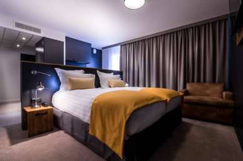 Best Western Plus Suitcase Paris La Defense 10