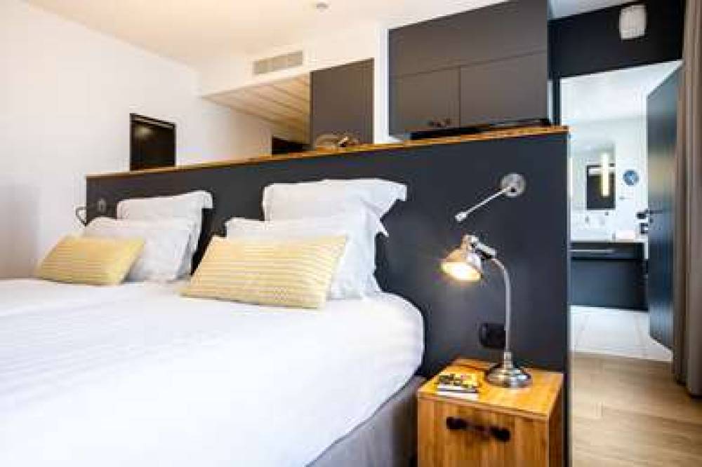Best Western Plus Suitcase Paris La Defense 9