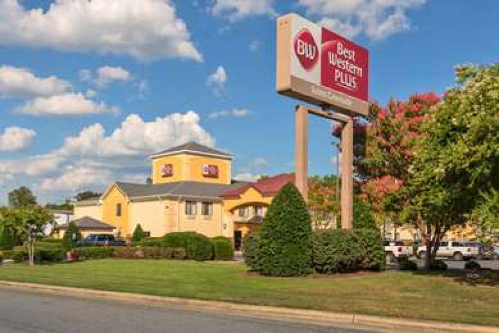 Best Western Plus Suites Greenville