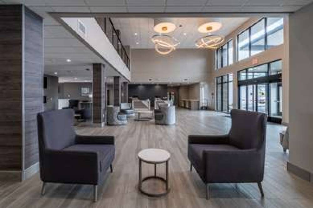 Best Western Plus Tacoma Hotel 9